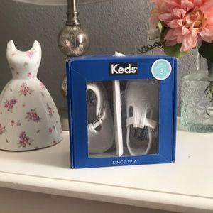 New in box t strap white keds